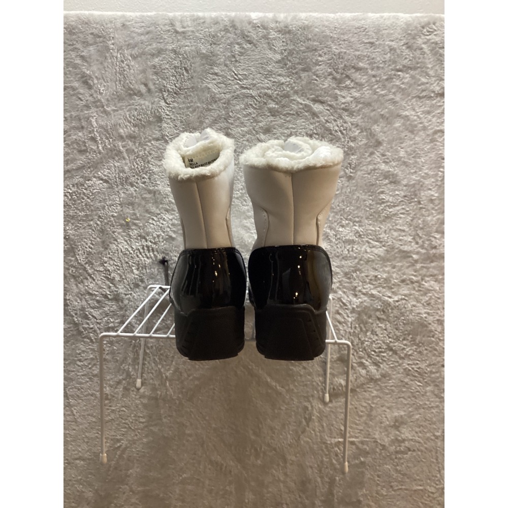 White Black Patent Faux Fur Lined Winter Boots‎ Women's Size 8M - Picture 5 of 6